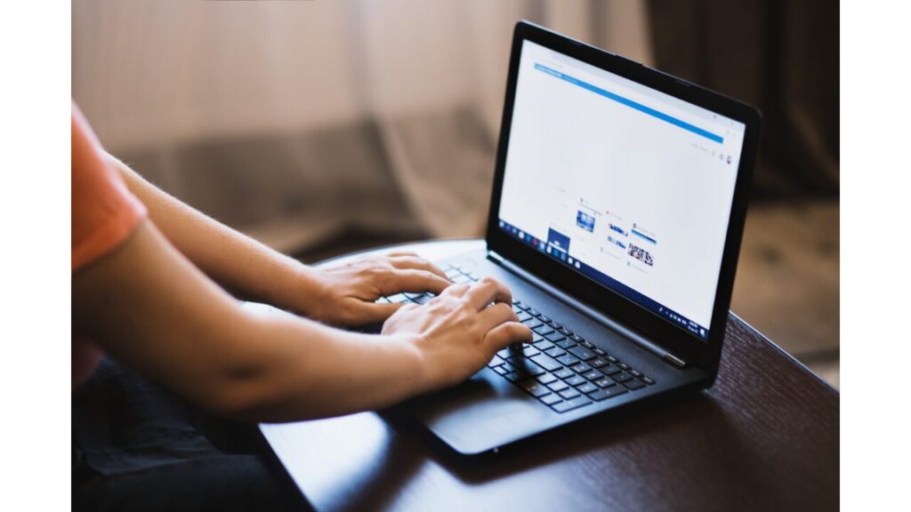 PCで検索している画像